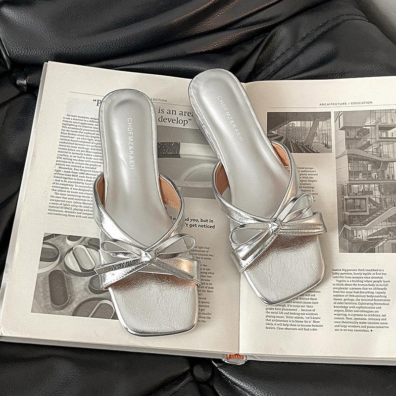 Fashion French temperament gentle and sweet bow low heel cool slippers women's 2025 summer new one-pedal sandals