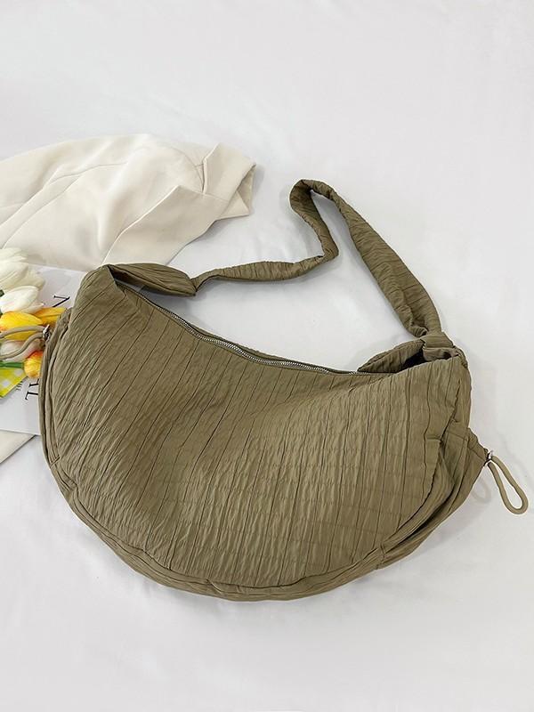 Sac cabas urbain minimaliste pour femmes avec design plissé et fermeture éclair pour un usage quotidien