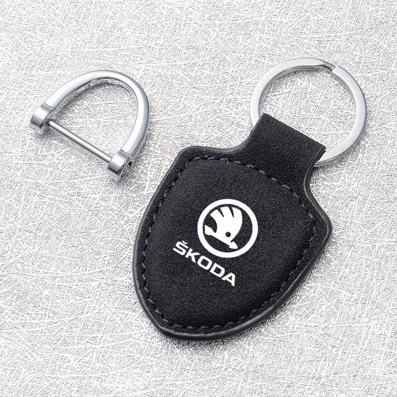For Skoda 3 2 VRS Vision Kodiaq Favorit Rapid Octavia A5 Car Emblem Metal Suede Leather Car Keychain Key Ring Auto Accessories bzsd98