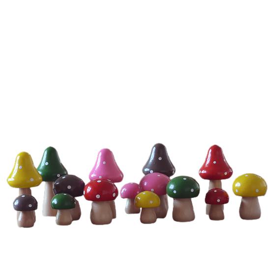 3Pcs/Set Miniatures Wooden Painting Mushroom Ornaments Crafts Kids Gift for Desk Decoration