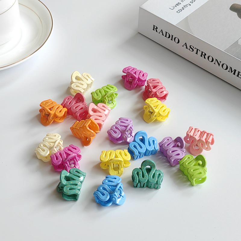 

Mini Princess Hair Clip for Little Girls - Small Claw Clip for Bangs and Baby Hair