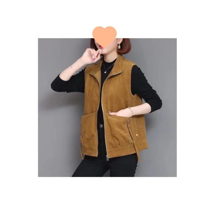 Women's Plus Size Retro Corduroy Vest: Sleeveless Spring/Autumn Casual Style for Middle-Aged Moms.