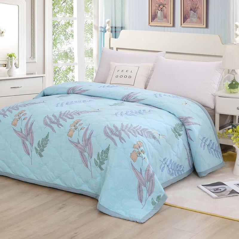 

Life Elements Washed Summer Quilt