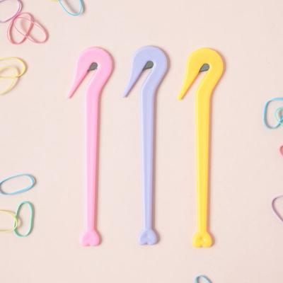 3 Hair Tie Cutters
