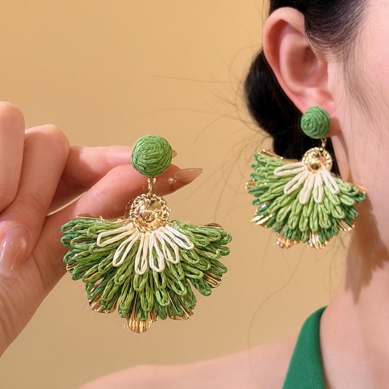 Steel needle raffia fan pendant earrings seaside vacation style temperament earrings niche high-end versatile earrings women