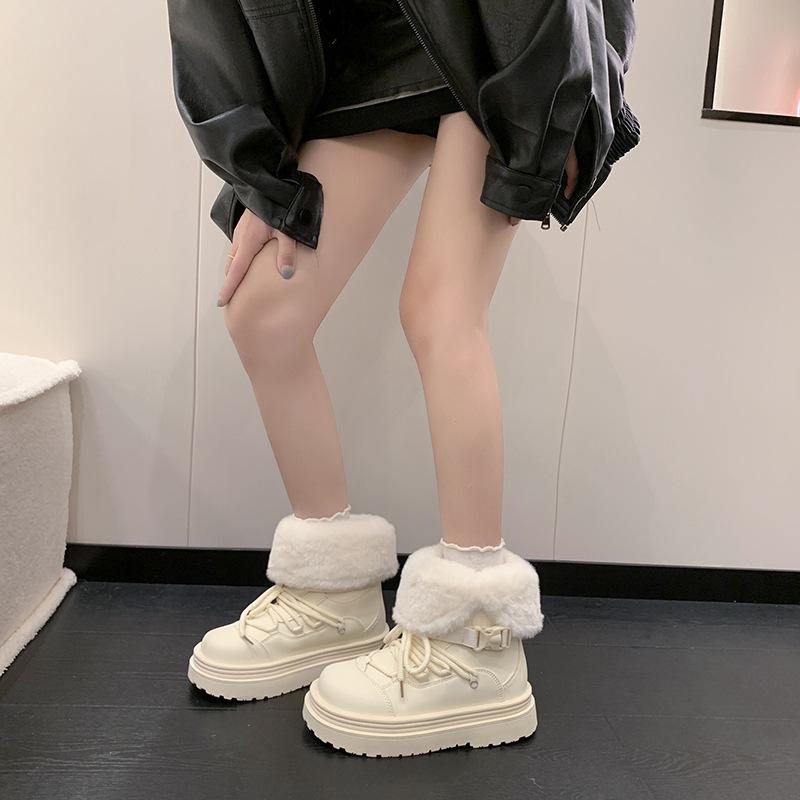 Flip the Hair and Wear Two Non-slip Thick-soled Snow Boots for Women's Winter 2025 New Northeast Warm Cotton Shoes