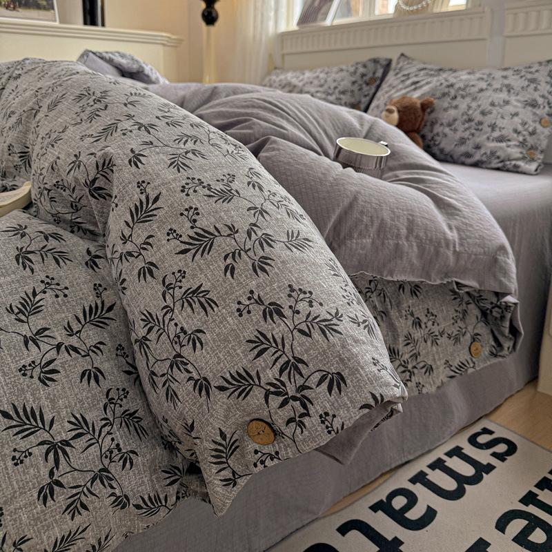 Retro Floral Linen Bedding Set: Autumn & Winter 4-Piece with Button Duvet Cover & Sheet