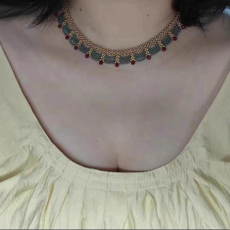 New Chinese Multi-layer Lace Fringed Necklace Women's Unique Design Collarbone Chain
