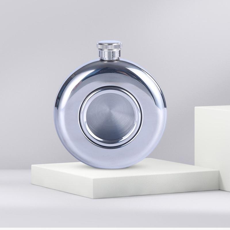 Russian Hip Flask 04 Stainless Steel Thickened Portable Mini Wine Bottle For Outdoor Liquor And White Wine Storage Use