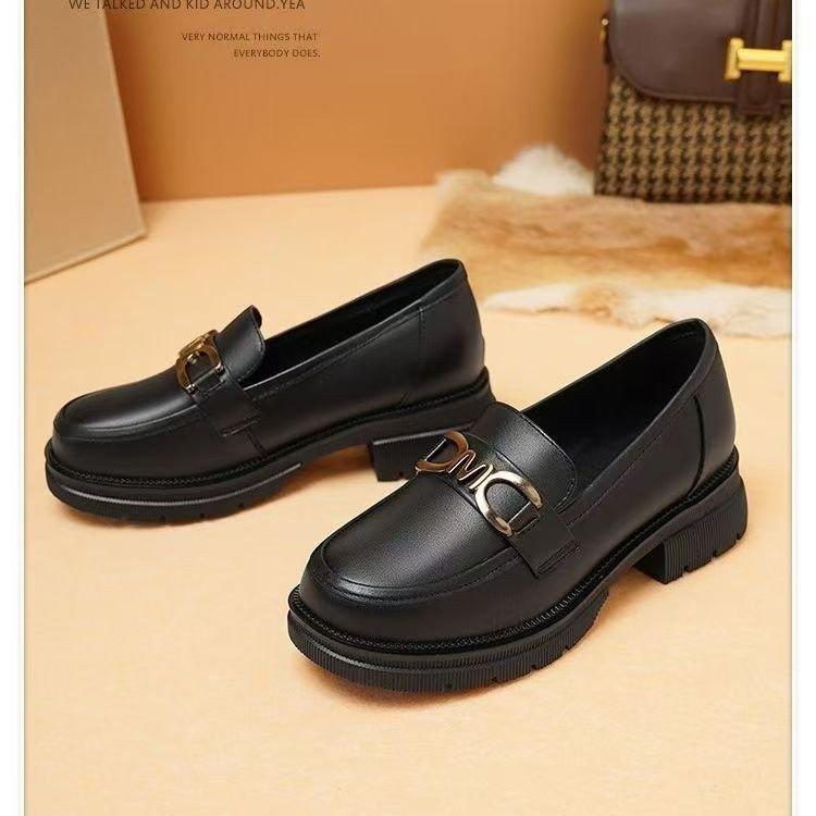 Loafers women's 2025 autumn new British soft leather soft sole comfortable versatile one-pedal small leather shoes casual single shoes