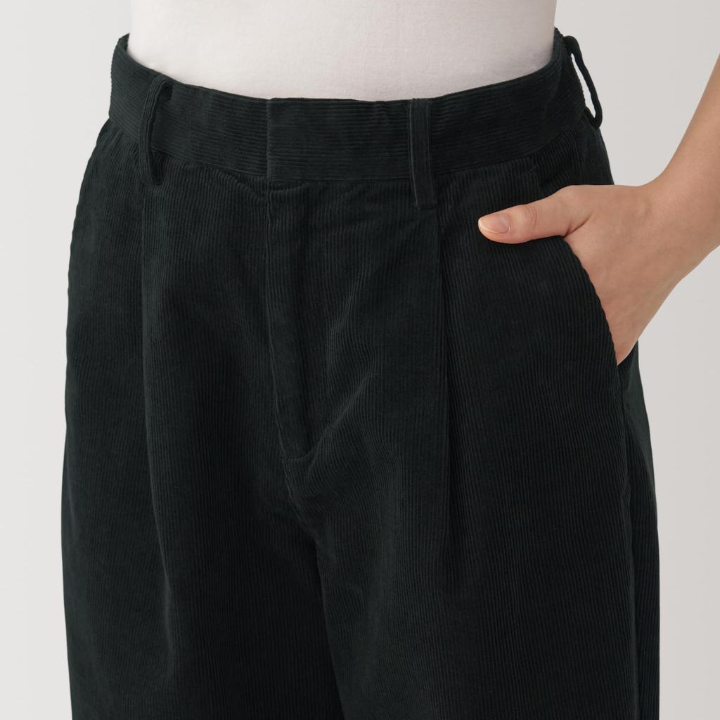 MUJI Women's Kapok Blend Corduroy Tuck Pants, Black, Size S (BE1SOA4A)