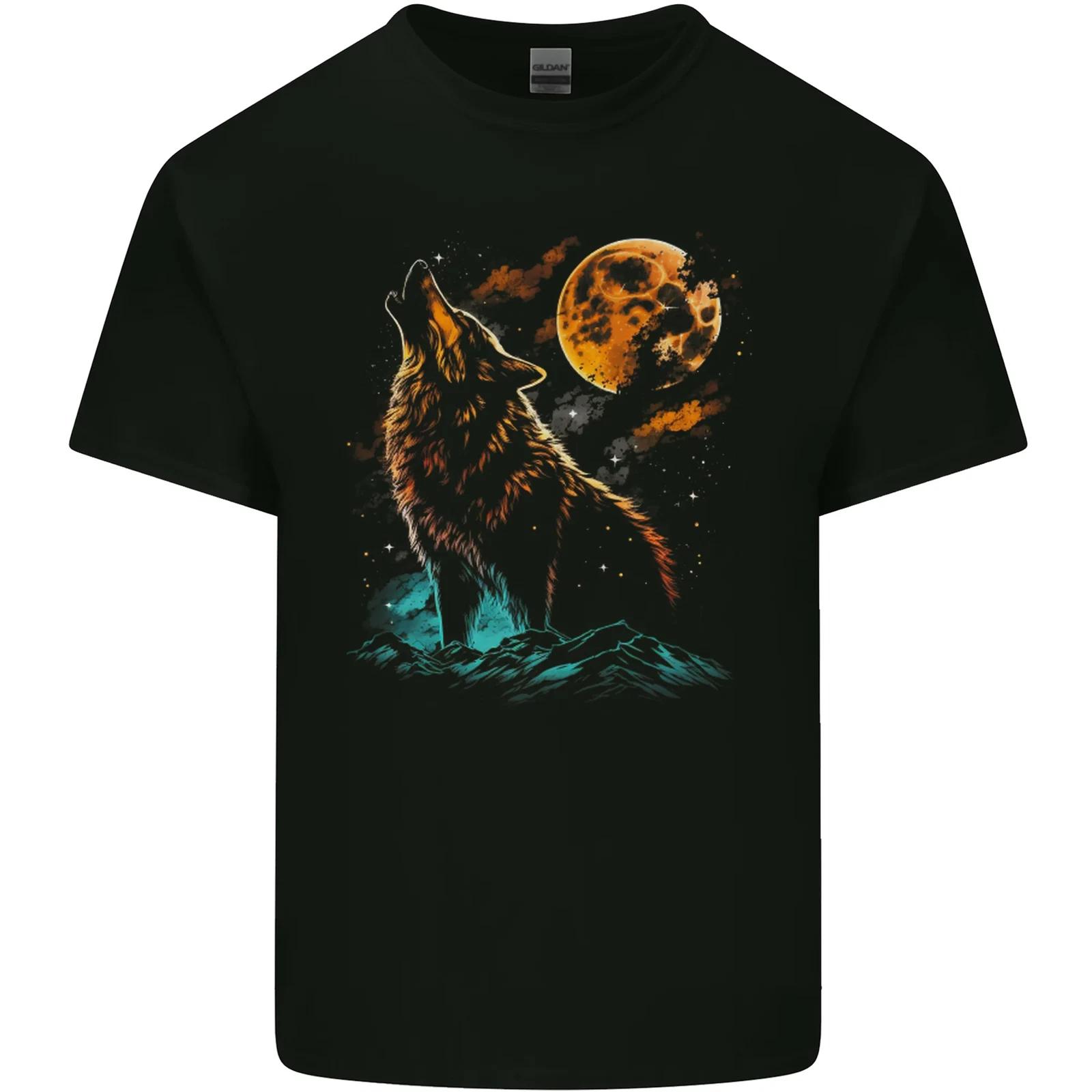 A Wolf Howling With the Moon at Night Kids T-Shirt Childrens L