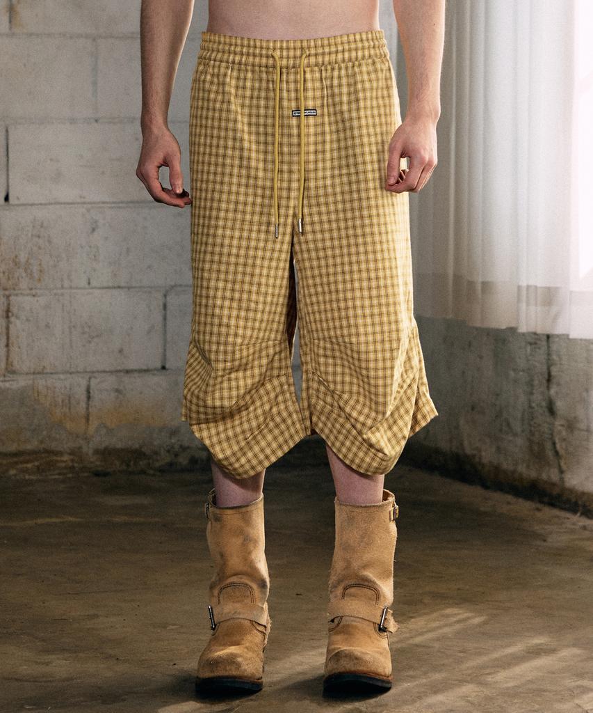 THEVINYLHOUSE Three-Quarter Check Pants Yellow