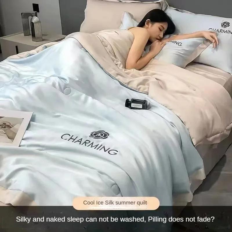 100% Washed Silk Summer Quilt Embroidery Smooth Ice Cooling Comforter for Bed Silky Solid Blanket Soft Cool Summer Blanket