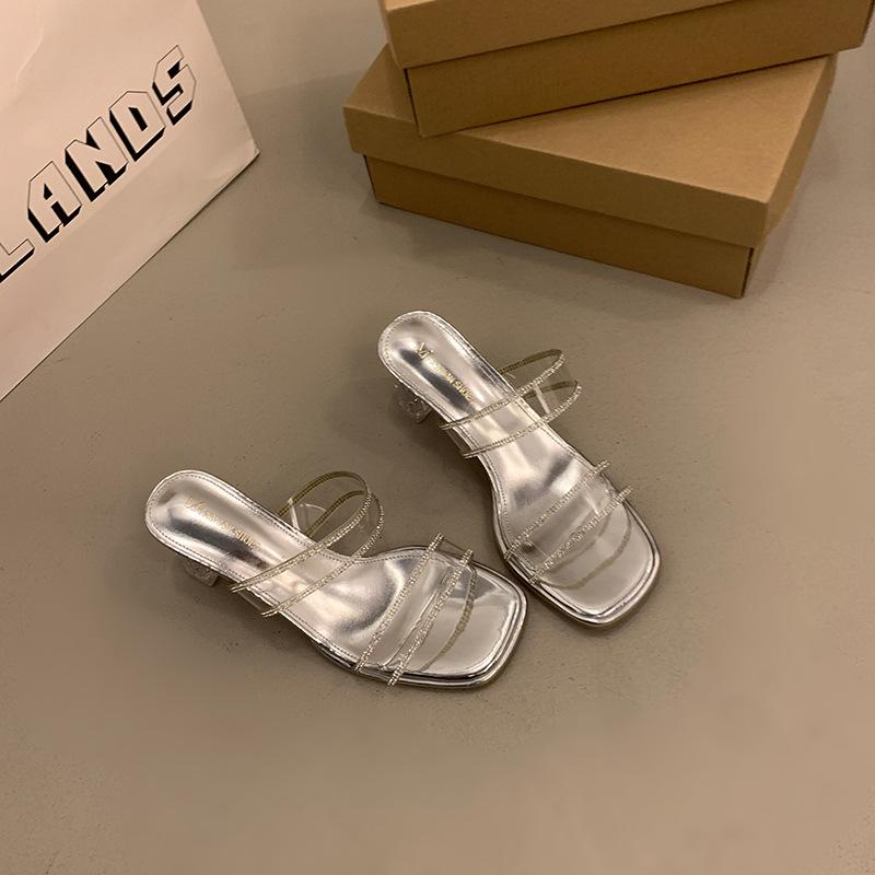 

Летние женские туфли на высоком каблуке, удобные, из хрусталя и клея, модные, с ромбами, трендовые, новые, с квадратным носком, на танкетке, шлепанцы на одном ремешке 39 серебряный