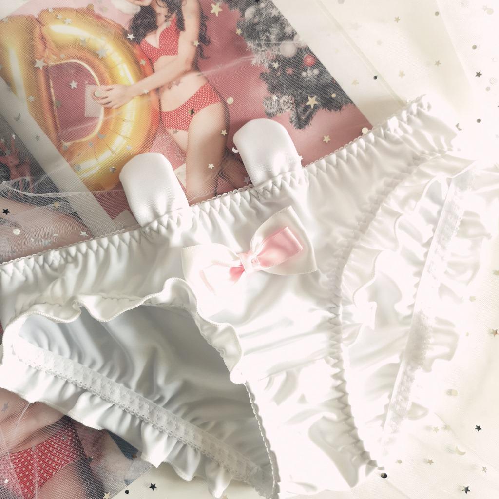 Søte Anime Kaninører Dame Truser i Is-silke - Komfortable og Pustende Undertøy i Japansk Stil