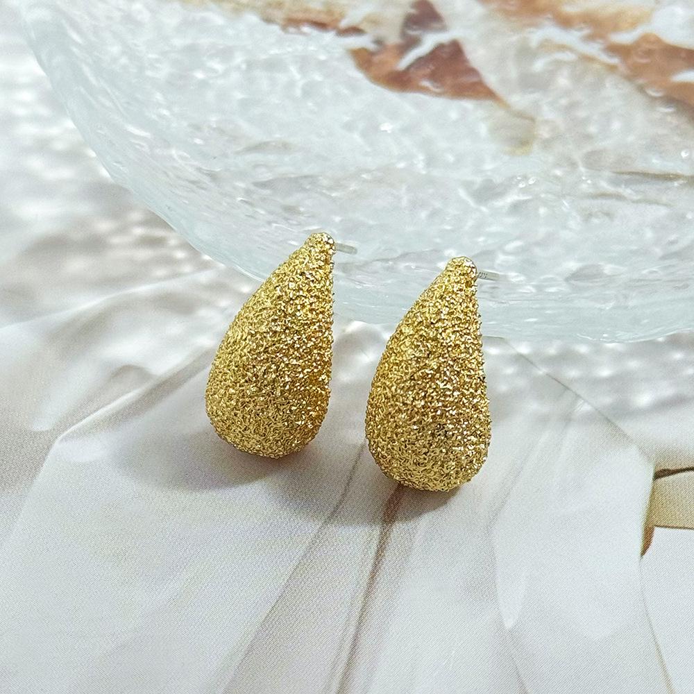 Серьги-капли из серебра S925 с матовой текстурой – Женский нишевый дизайн, простые модные серьги-пусеты