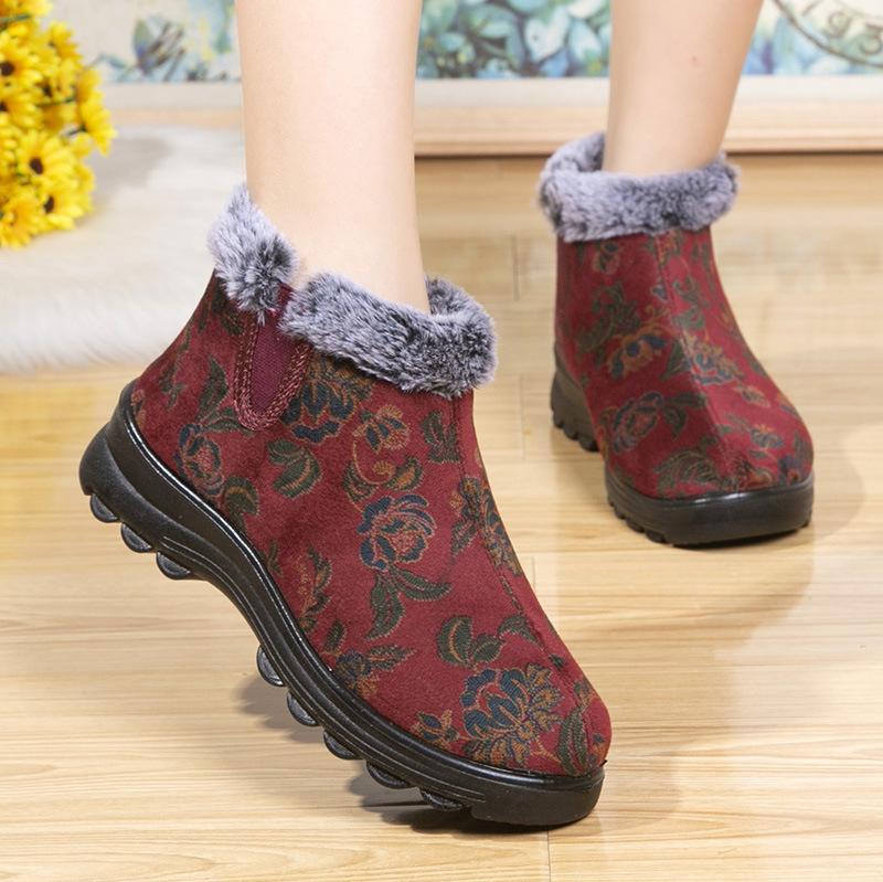 Winter Old Beijing Cloth Shoes Women's Velvet Warm Women's Snow Boots One Pedal Middle-aged and Elderly Mother Shoes Elderly Cotton Boots