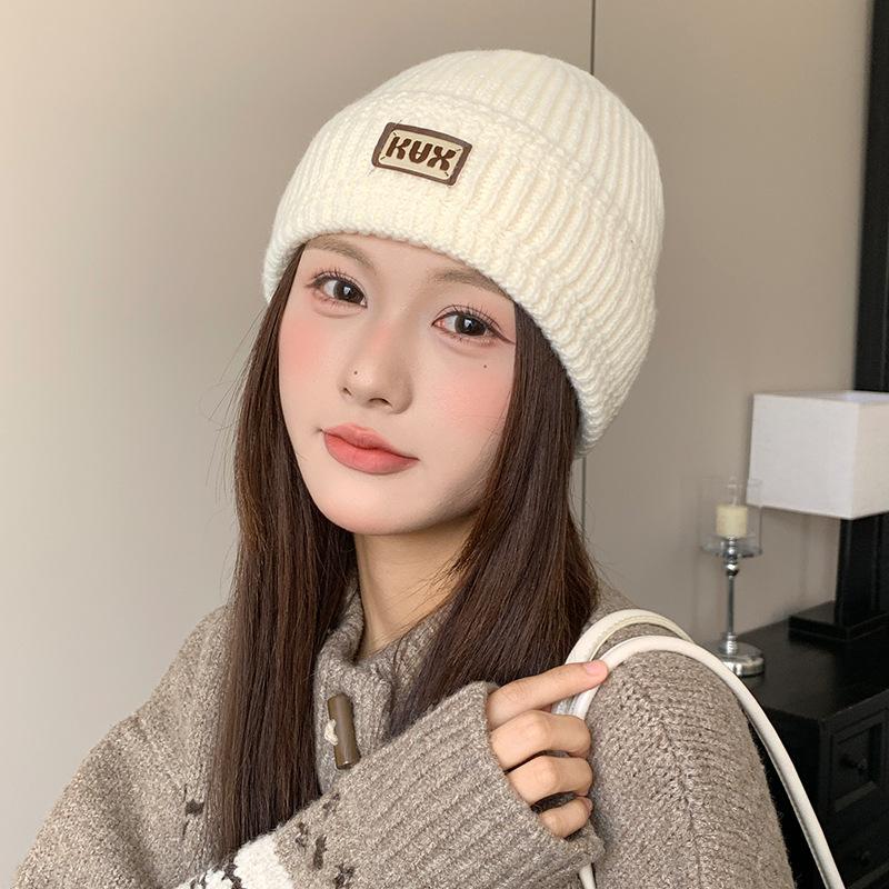 New Style Pile Hat Letter Patch Pullover Hat for Women Autumn and Winter Korean Style Versatile Small Woolen Knitted Hat Showing Face