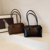 Textured Largecapacity Retro Tote Bag Women's Autumn New Fashionable Versatile Commuter Shoulder Bag