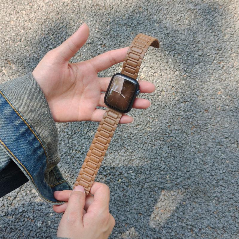 

Set of 3 Leather Magnetic Watch Straps for Apple iWatch 10, Huawei Fit 3, Xiaomi 89 Pro, and Redmi. 42/44/45/46/49mm