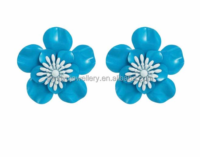 Gold Plated Alloy Flower Stud Earrings Zircon Imitation Pearl Cute Fashion Ear Jewelry for Women Party Daily Wear