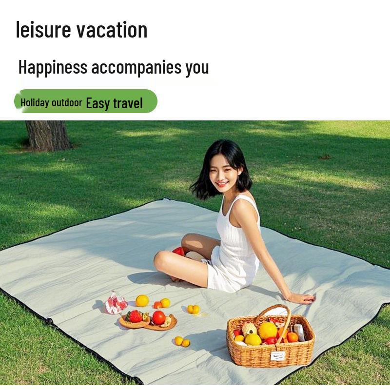 2025 Compact Waterproof Outdoor Picnic Mat - Moisture-Proof, Thickened, Portable, Foldable for Spring Outings