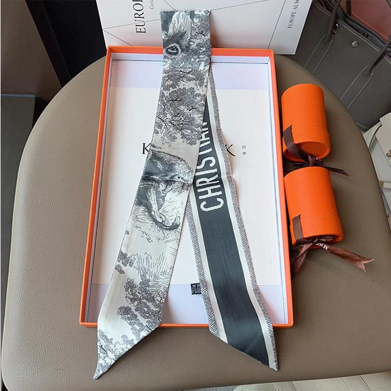 Französischer Frühlings-Hot-Sale: Damen-Twill-Tasche mit scharfem Hornriemen, Pflanzen- und Dschungeltiermotiven, Seidenband, Haarband und kleinem Schal mit Punktmuster