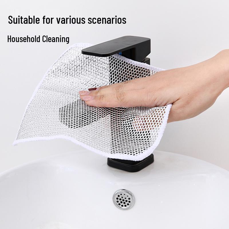 

Dual-Sided Metal Wire Dishcloth: Silver Oil-Repellent Alternative to Steel Wool for Kitchen Cleaning.