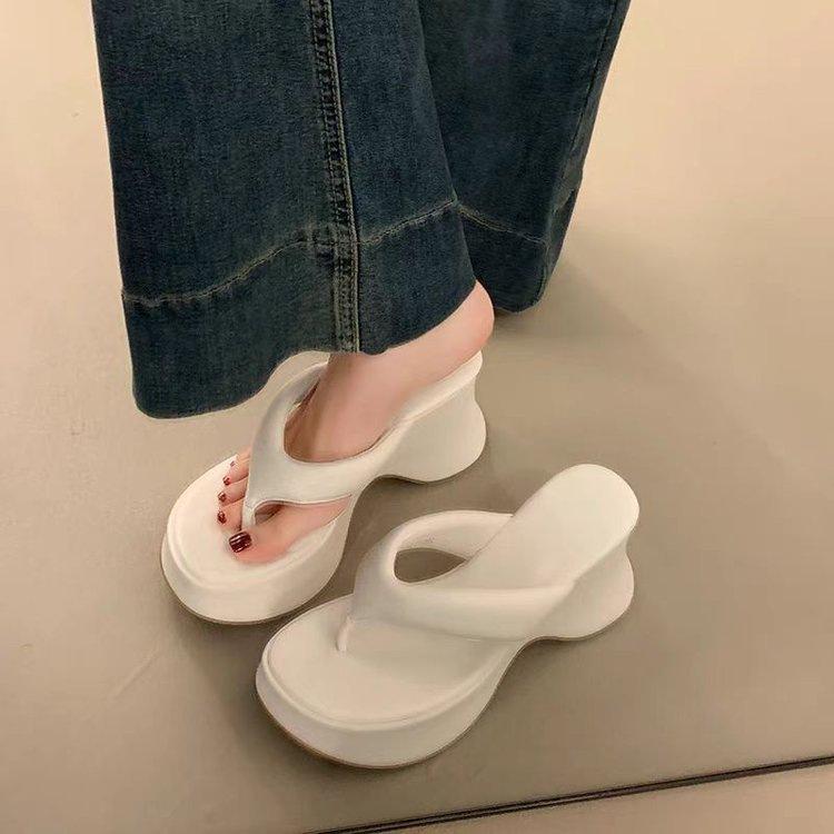 Casual heightened slope sandals summer wear new muffin thick-soled high-heeled beach toe flip-flops shoes