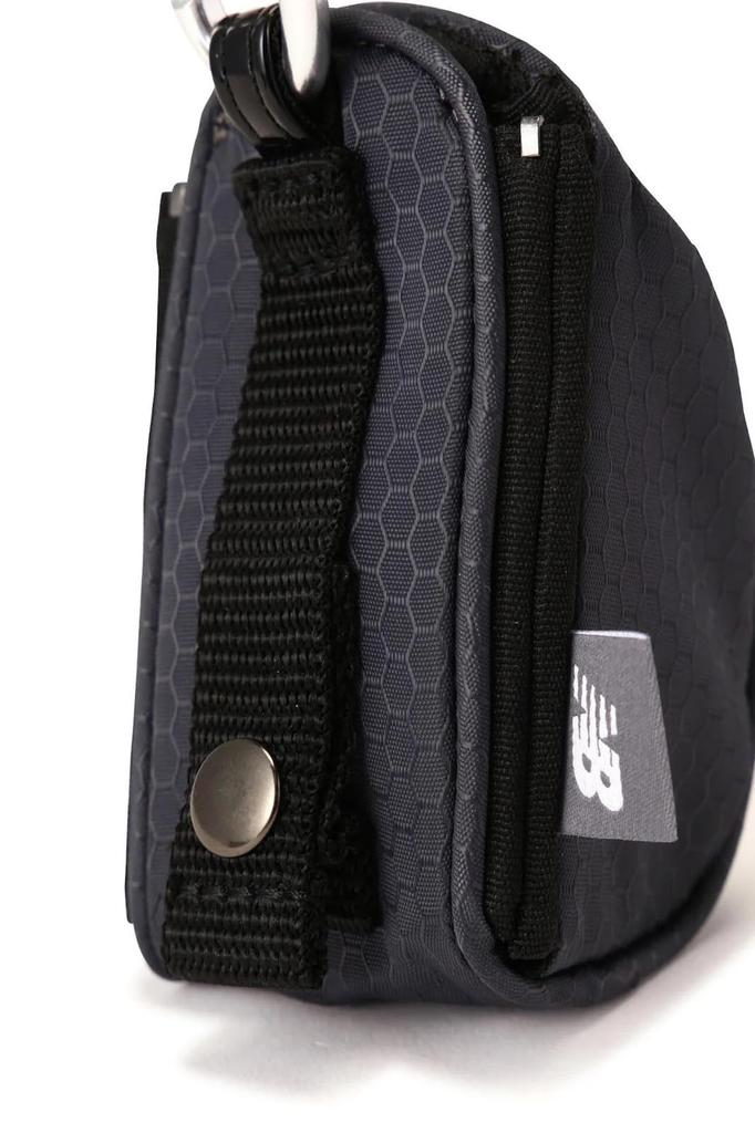 [New Balance] Golf Continuing Standard Product Ball Holder [Synthetic Leather] (Can Hold 2 Balls)  012-5984012 030White