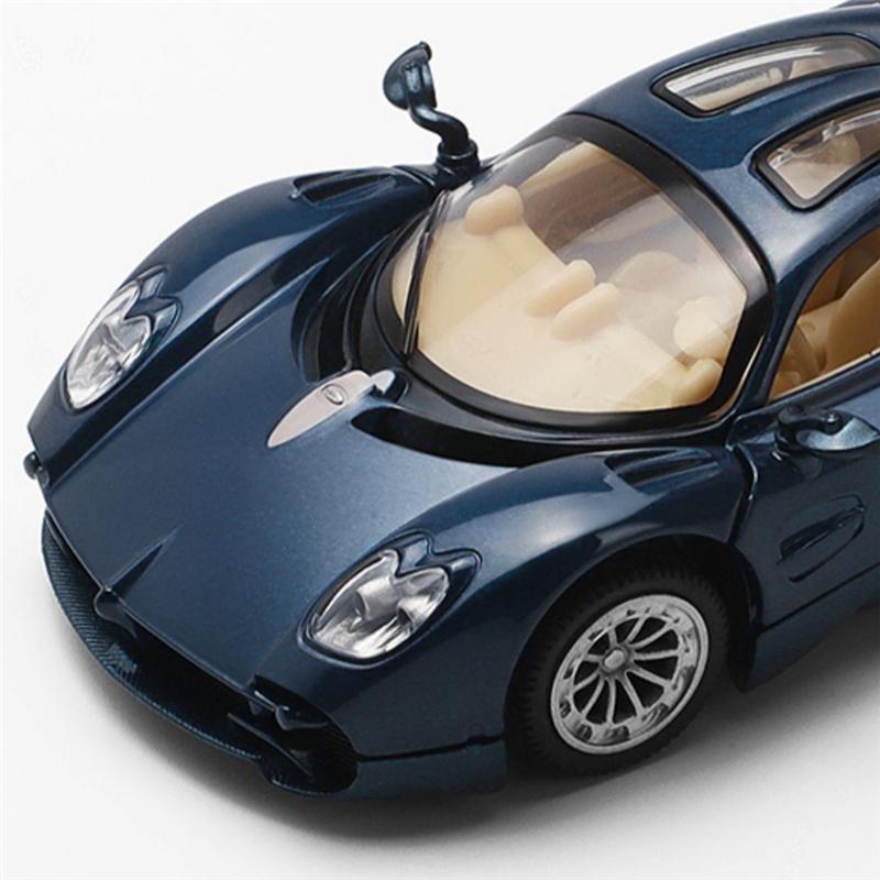 1/32 Pagani Utopia Alloy Sports Car Model Diecasts Metal Racing Car Vehicles Model Simulation Sound and Light Childrens Toy Gift