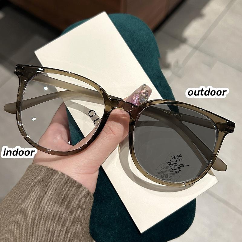 Ultra Light Large Round Frame Photochromic Near Sight Glasses Anti Blue Light Myopia Glasses Finished Minus Eyewear 0 To -4.0
