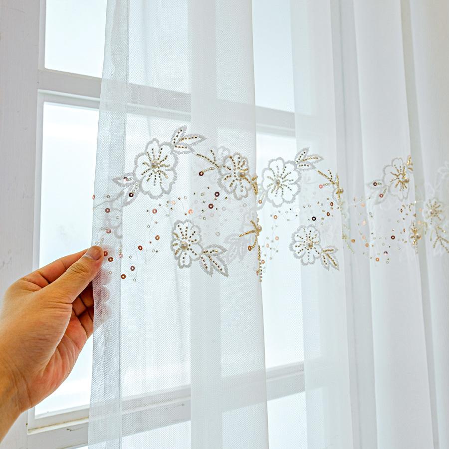 

Прозрачная штора с вышитым дизайном, подходит для гостиной, спальни, столовой, офиса и многого другого. Характеристики: Подвешивание с верхним карманом для штанги 100*250cm