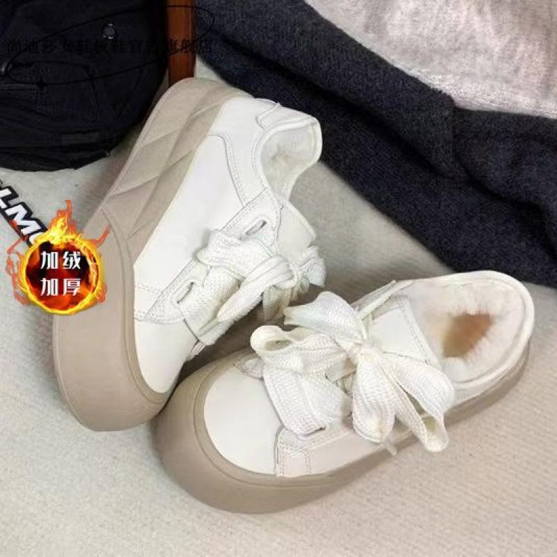 Niche ugly cute big head little white shoes women's 2025 autumn and winter velvet warm two cotton shoes ins versatile platform casual shoes