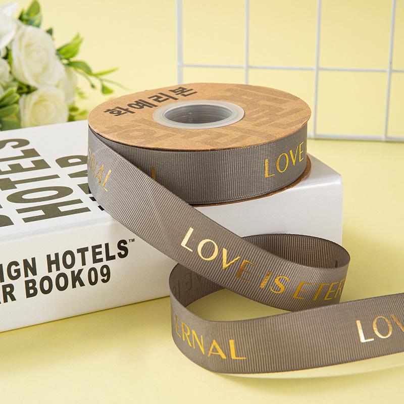 2,5 cm LOVE Heißgeprägtes Blumenband - Herzmotiv Bouquetmaterial