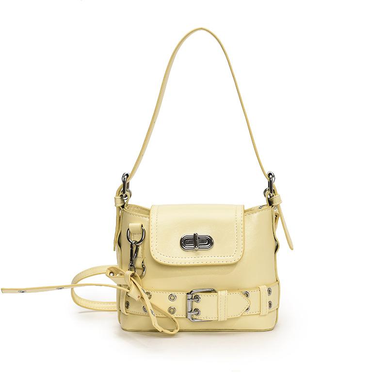 

Fashion personality Spice girl style belt decoration shoulder bag niche casual design messenger bag woman жовтий