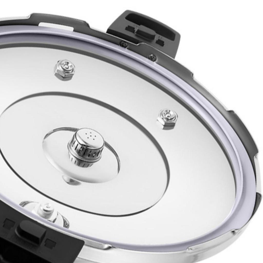 Cooker for Savory Meat Dishes - Home And Outdoor Cooking