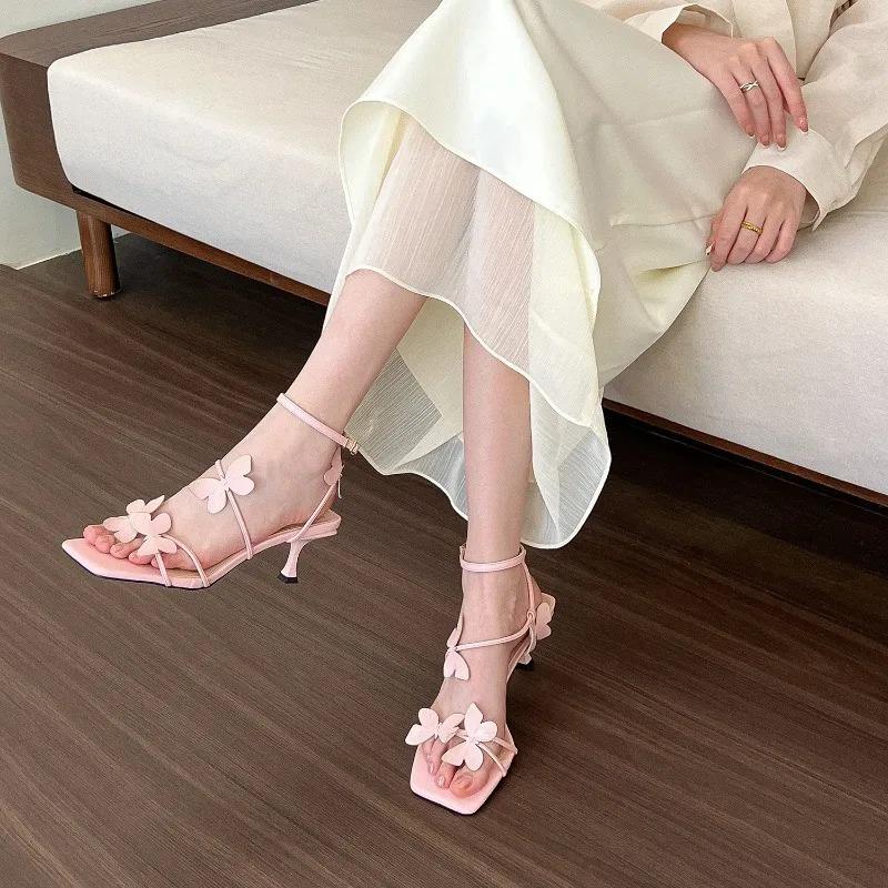 2025Fairy Style Pink Strappy Sandals with Bow and Cross Straps High Heels Summer Sandals