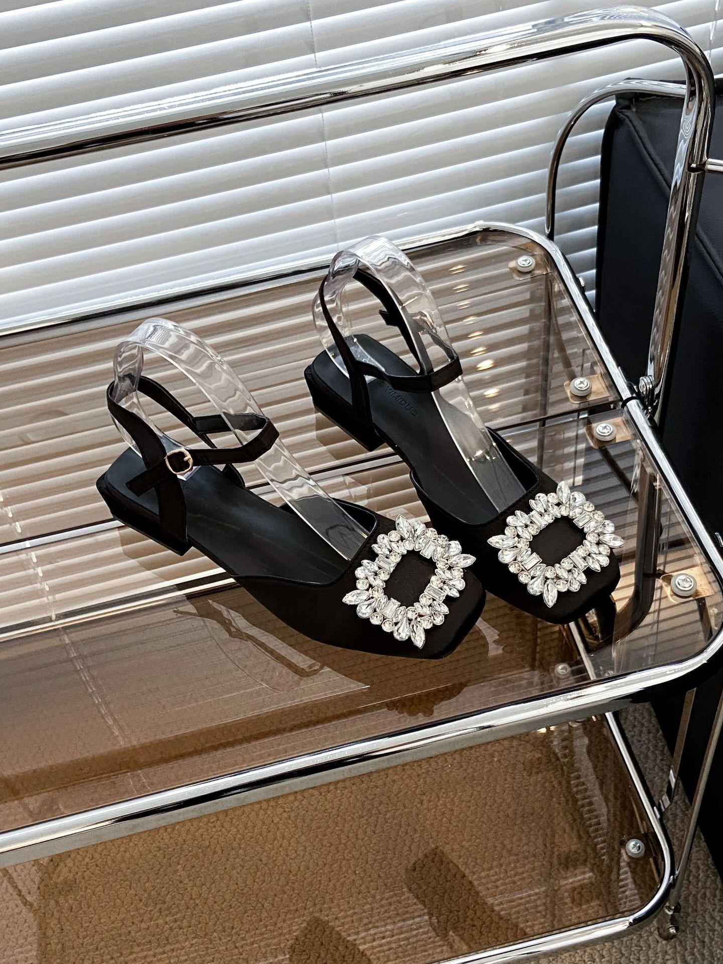 

French retro temperament versatile small fragrant Mary Jane shoes thick heel single shoes women s evening Internet celebrity rhinestone bag head sanda 35 чёрный