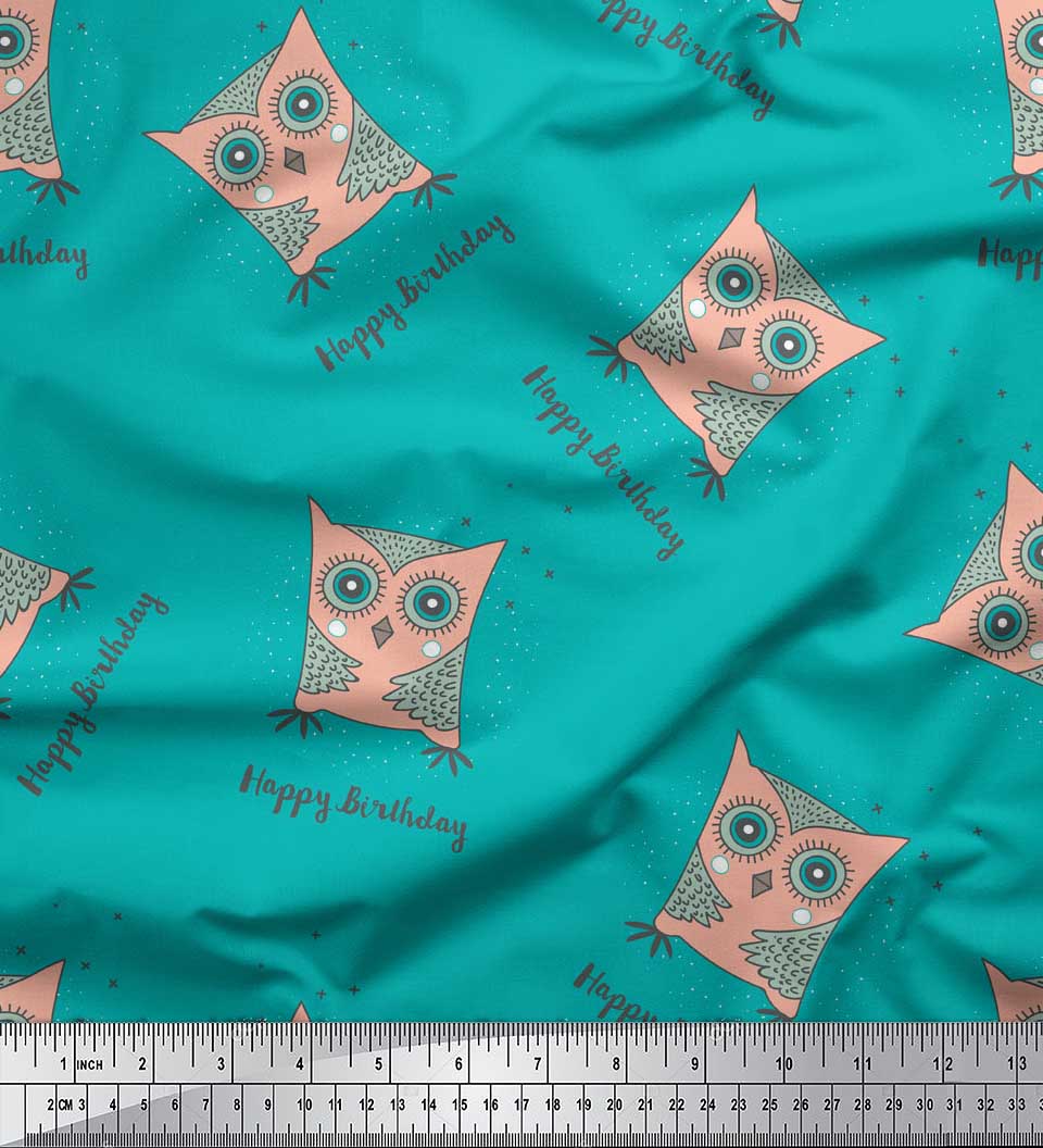 

Тканина Soimoi Blue Japan Crepe Satin Text & Owl Cartoon Print Тканина на метр 42 дюйма 42 Inch Wide - Poly Crepe зелений