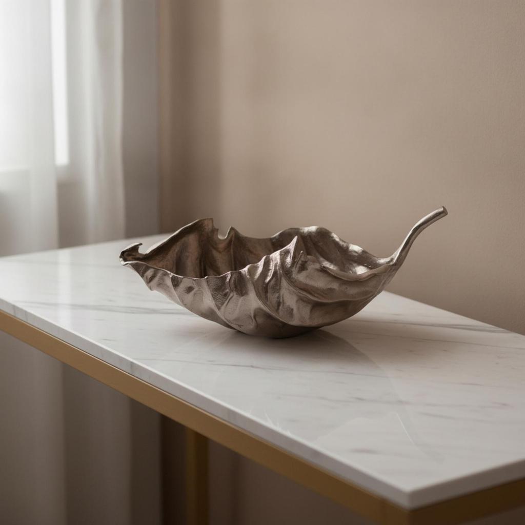 Decorative Tray with Leaf Shape Aluminum Shaped Long-Lasting