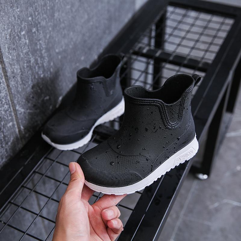 

2024 Летние детские повседневные резиновые сапоги из ПВХ для школьников, нескользящие резиновые сапоги для улицы, фиолетовые, черные, розовые, синие, размер 25-35 35