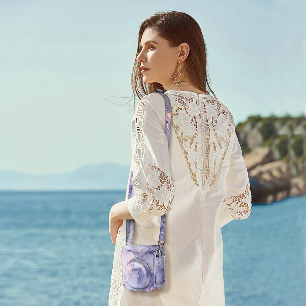 Fintie FUJIFILM instax mini 12 Fotocamera Istantanea Protettiva Full PU Antigraffio con Spallaccio Portatile Custodia X Marmo, Copertura, Protezione, Pelle, Resistente,