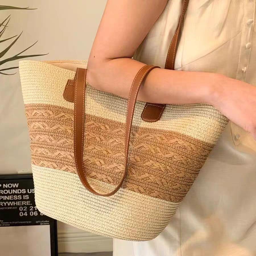 Einschulter-Patchwork-Strobgeflecht-Tasche, Vielseitige Handgeflochtene Tasche, Große Tragetasche, Urlaubs-Strandtasche, Gemüsekorb, Damentasche