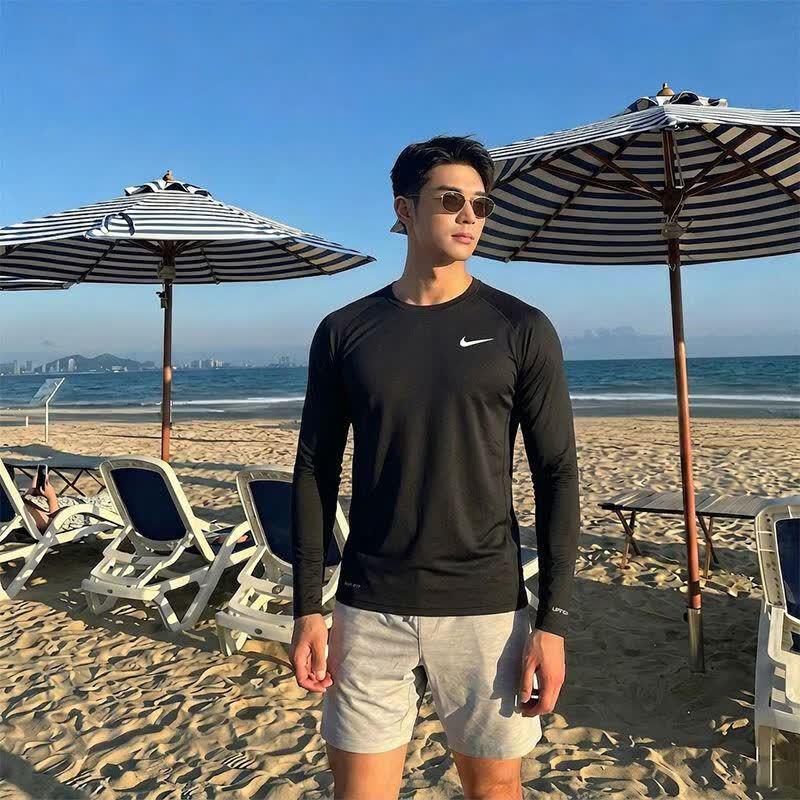 Nike Men s Quick-Dry Sun Protection Long Sleeve Top L