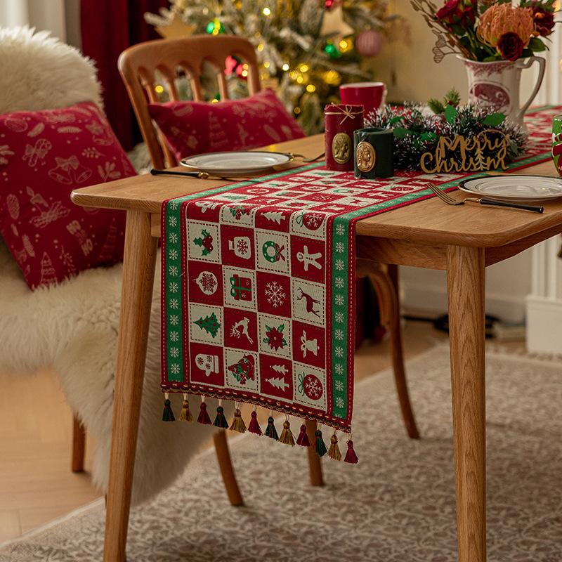 Christmas Color Table Flag American Retro Christmas Restaurant Atmosphere Decoration Tassel Cover Edge Cabine Bed Tail Flag New