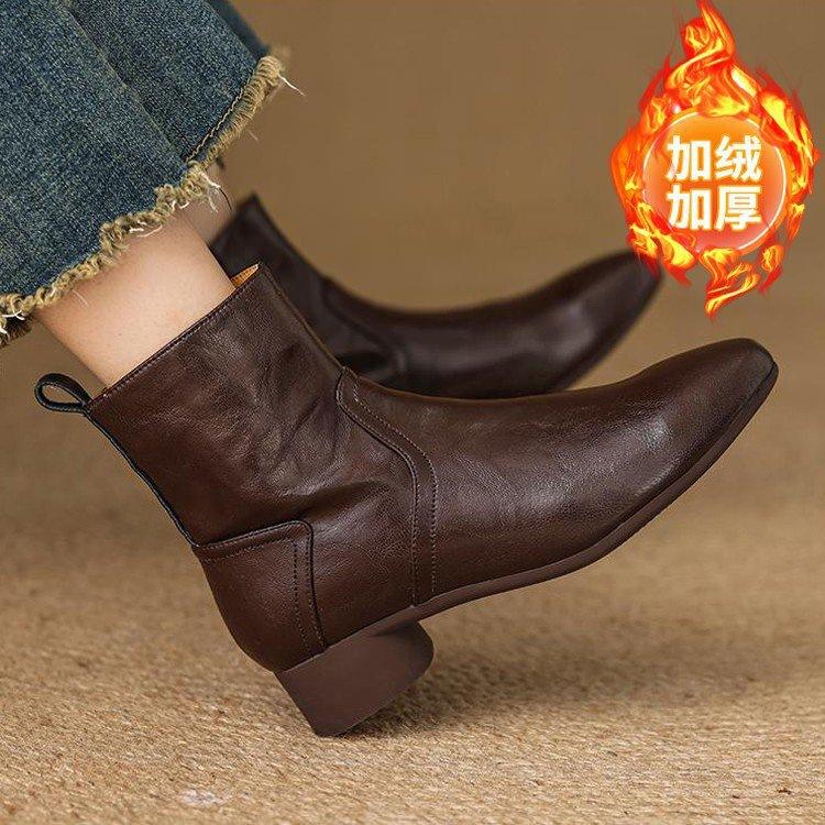 Autumn and winter soft leather pointed retro flat-bottomed small short cotton boots soft-soled Chelsea boots low-heeled slim and bare boots