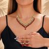 Ensemble de Bijoux de Mariée Élégant en Alliage Strassé - Collier & Boucles d'Oreilles Design de Niche