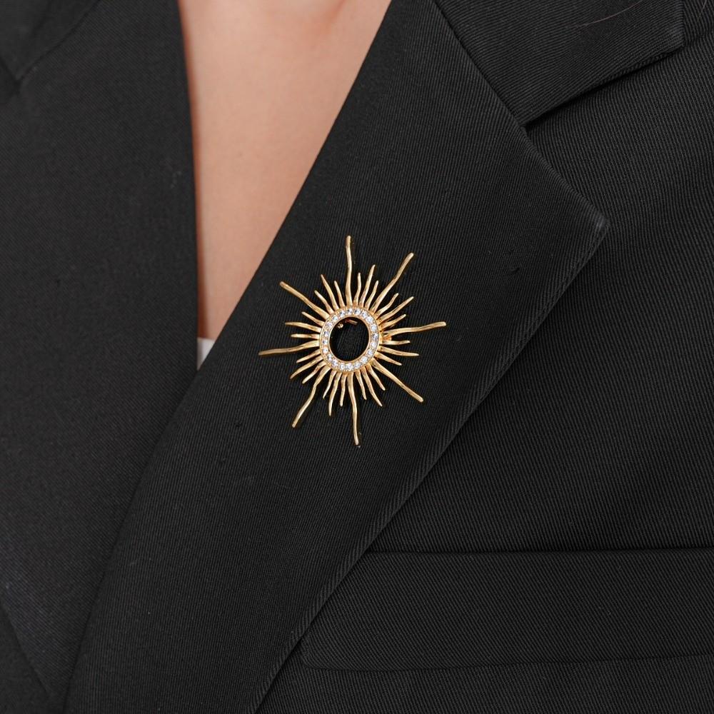 Vintage Zircon Sun Brooch Banquet Metal Glossy Brooch Long Hollow Sun Pin  Party